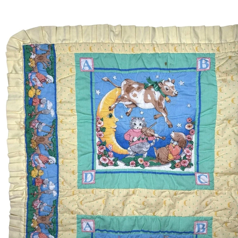 Vintage Mother Goose Rymes Nursery Baby Quilt Crib Blanket Throw 43‎ x 34 Humpty